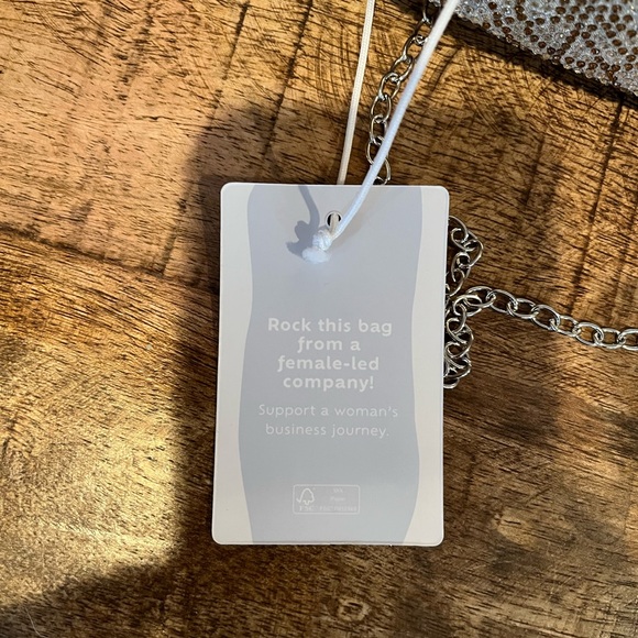 Most wanted spiderweb Crossbody bag new with tags so pretty - Picture 10 of 10